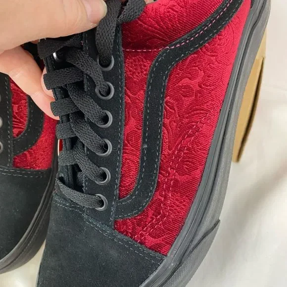 Vans Old Skool Velvet Parisian Night Black Cerise Red shoes NWB Unisex Men’s 7 W - Picture 5 of 11